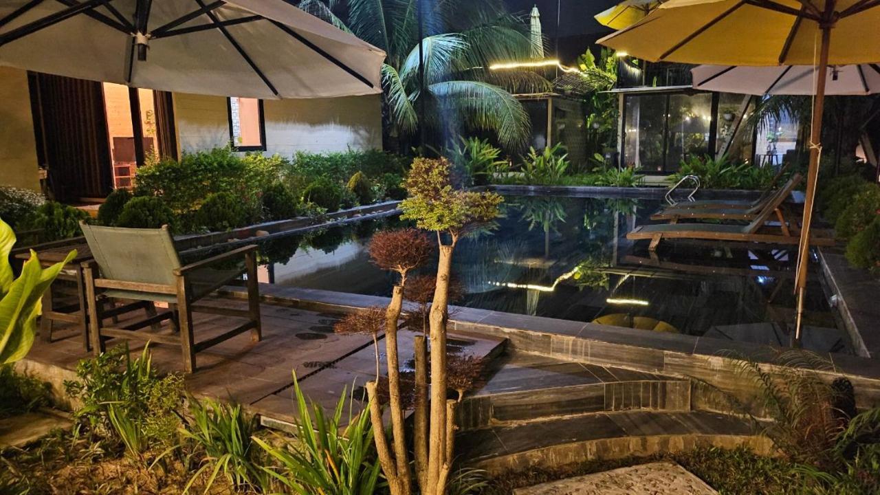 Phoenix Hotel Pool Villa Hoi An Exterior photo